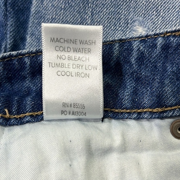 Pistola Denim Light Wash Distressed Mini Skirt Sz 27 - Picture 7 of 7